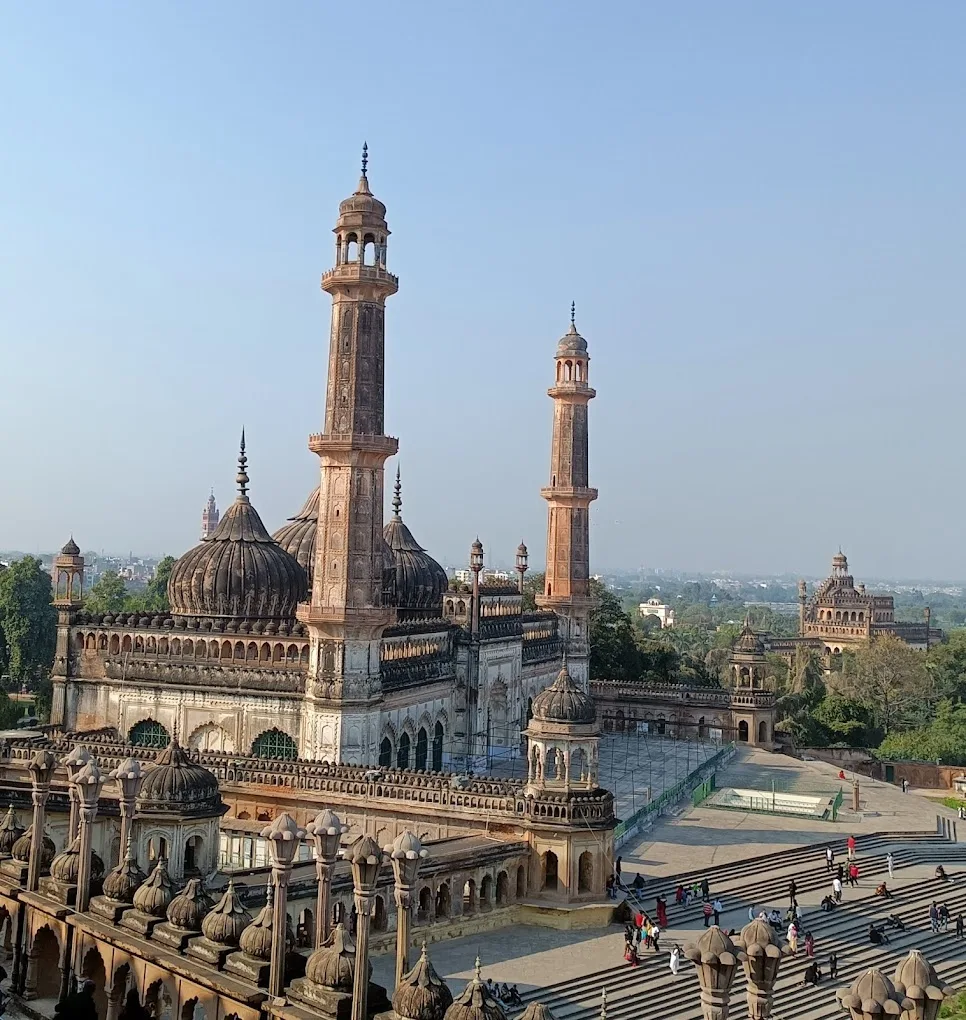 Historical Monuments In Lucknow